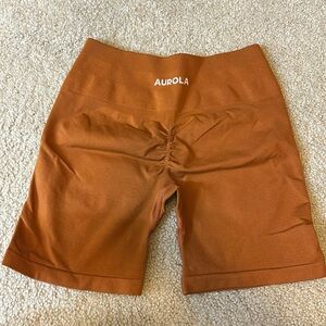 AUROLA for Women Seamless Soft Smooth Gym Yoga Scrunch Active Shorts